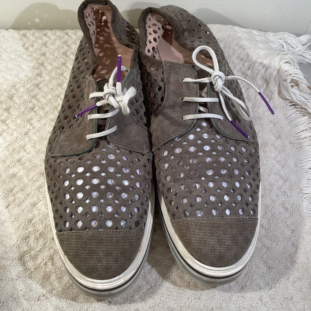 Pertini Open Design Suede w Canvas Cap Toe Striped Black Gray Non Skid Platform